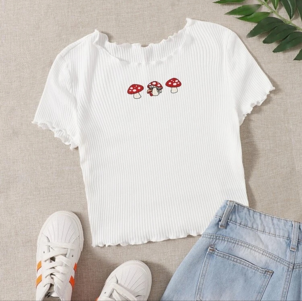 Mushroom Lettuce Trim Tee